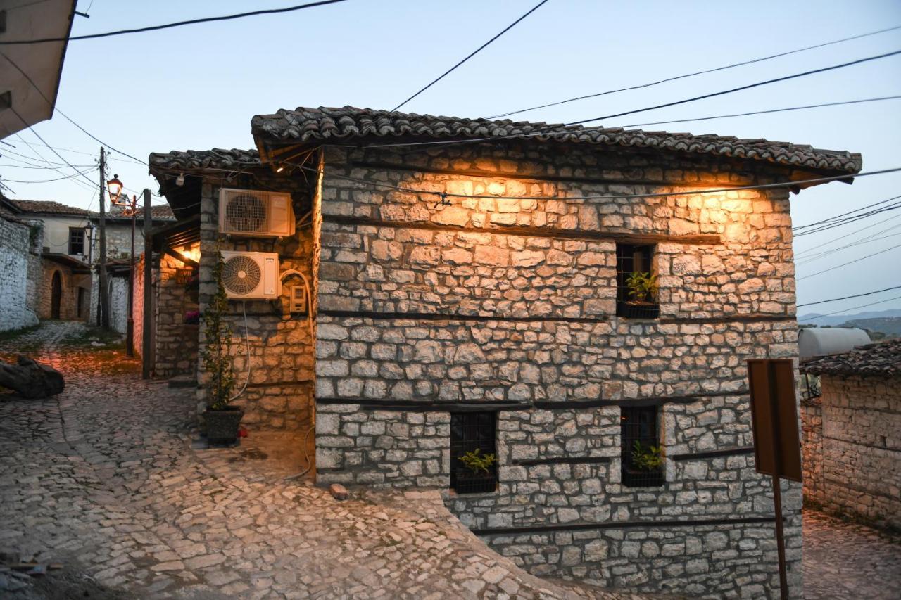 Villa Kokoshi, An Extraordinary Experience. Berat Exterior photo